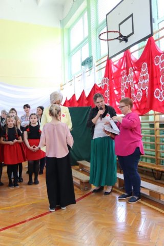 b_1024_768_0_00_images_2023_2024_WYDARZENIA_3maja_439175084_899744361953513_6244176435102695349_n